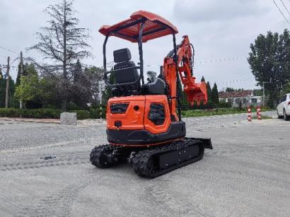Mini escavatore INFRONT YFE18 Kubota D722 10.3 kW