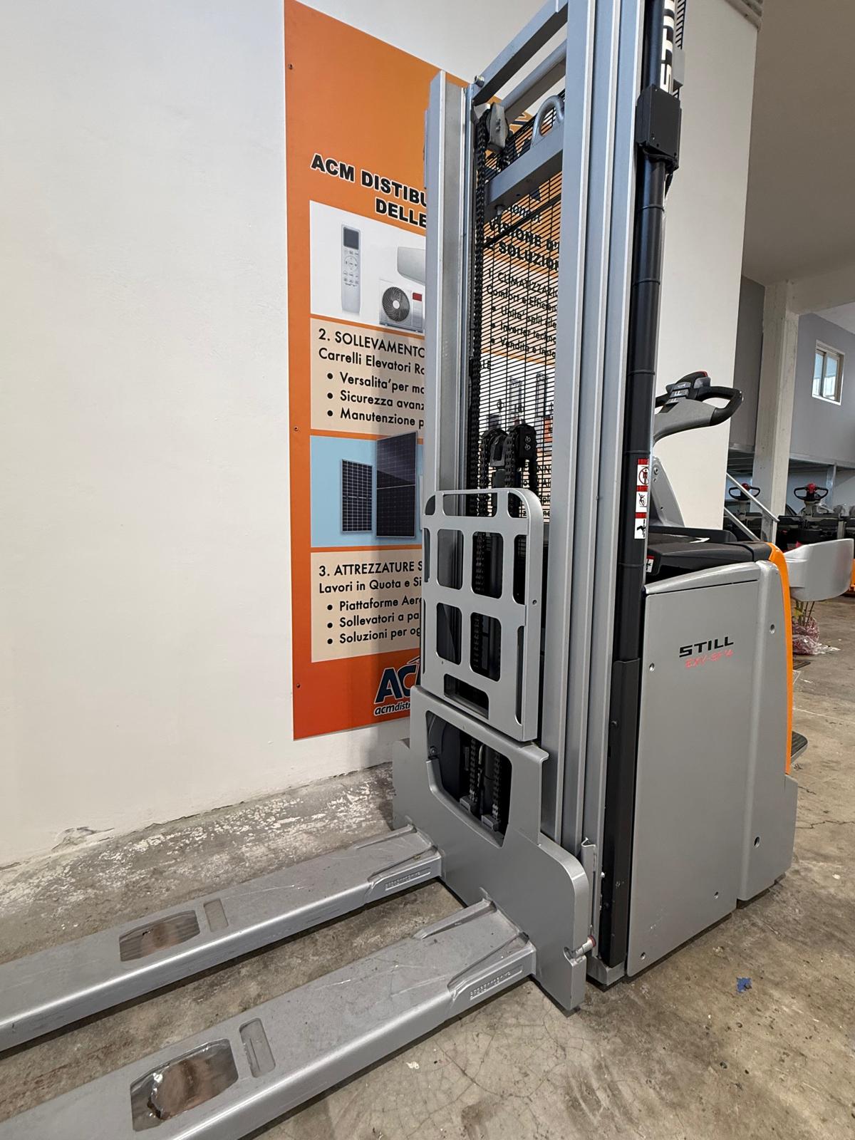 Still 14 Q triplex alzata libera 550mm